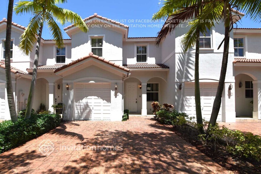 Primary Photo - 20769 NE 10th Ct