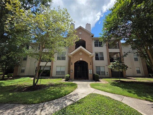 Primary Photo - 8051 Bay Branch Dr