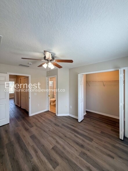 Building Photo - 8535 Gablebend Way