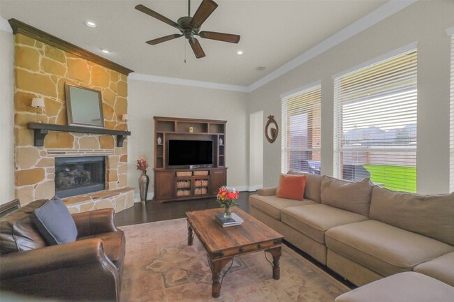 Building Photo - 2810 Red Maple Dr