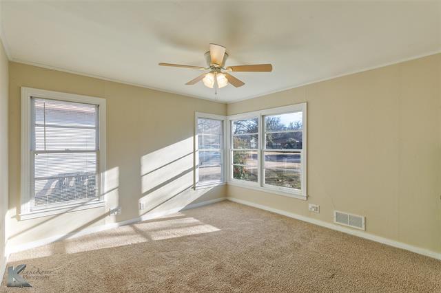 Building Photo - 4042 Benbrook St