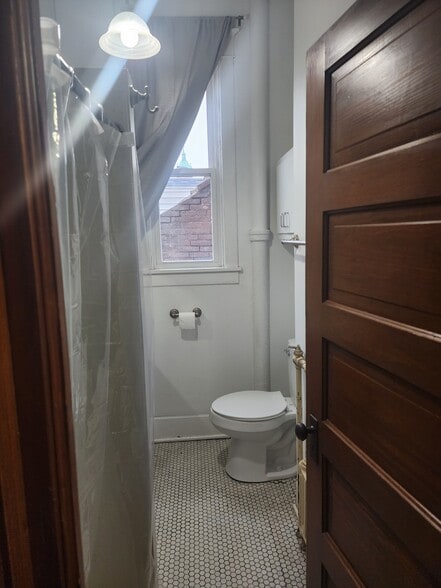 Building Photo - 1363 Iowa St