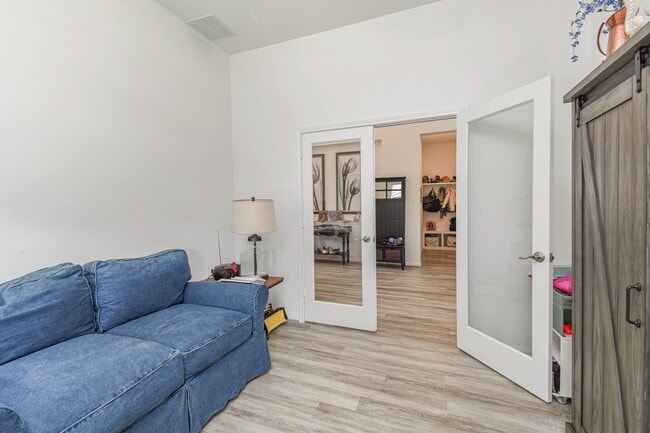 Building Photo - 21207 Rabbitbrush Ct