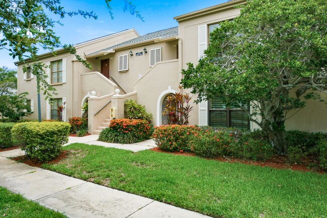 Building Photo - 2453 Egret Blvd