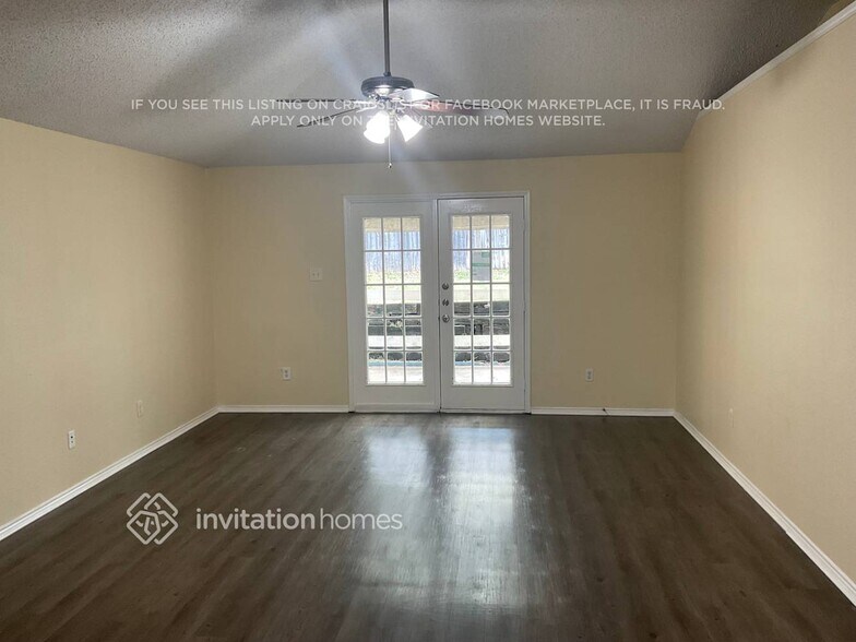 Building Photo - 6316 Fern Meadow Dr