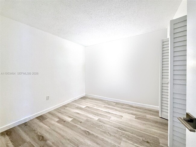 Building Photo - 2575 SW 27th Ave