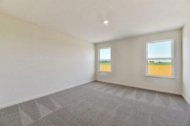 Building Photo - 18520 Quiet Range Dr