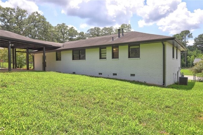 Building Photo - 970 Oglethorpe Ave