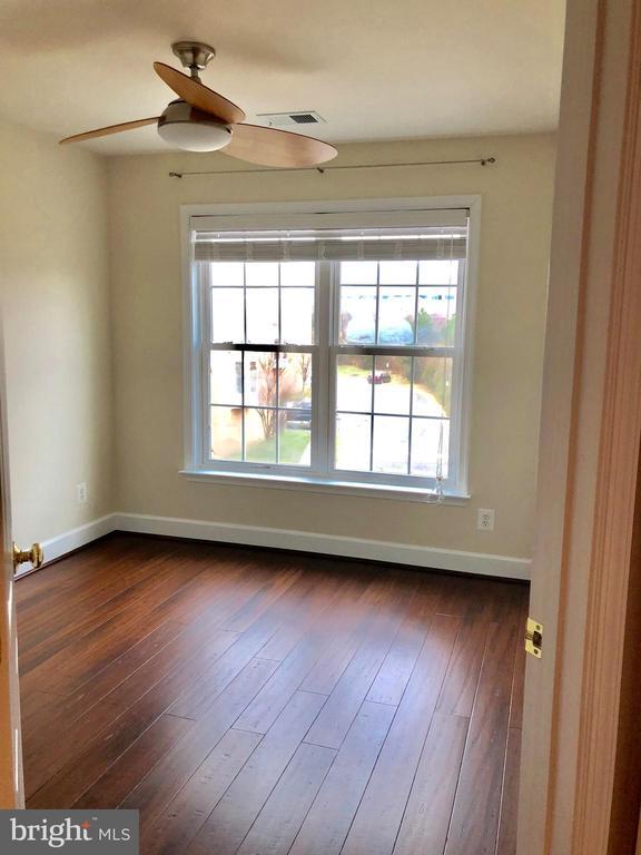 Building Photo - 2472 Terra Cotta Cir