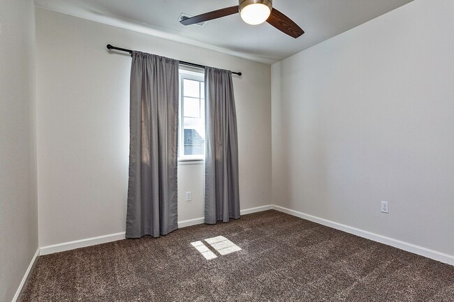 Building Photo - 14398 99th Way Southeast