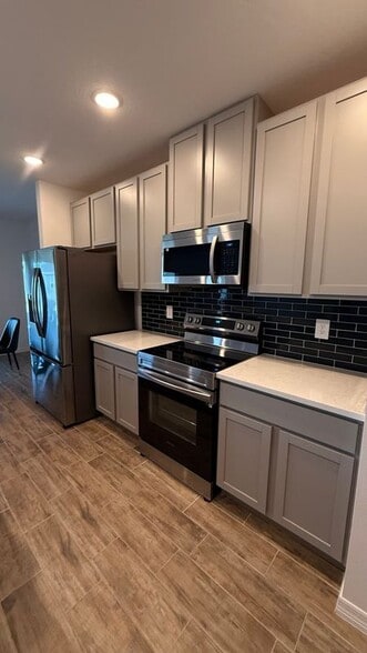 Building Photo - 12761 SW Orvieto Wy