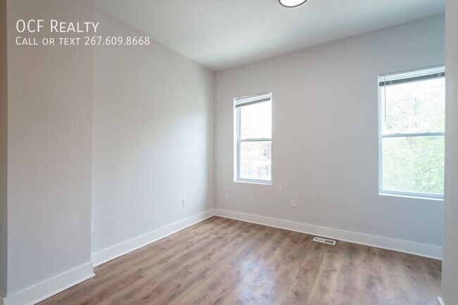 Building Photo - 5111 Willows Ave
