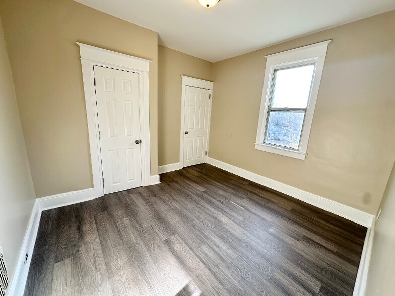 Building Photo - 25 Indian Spring Rd