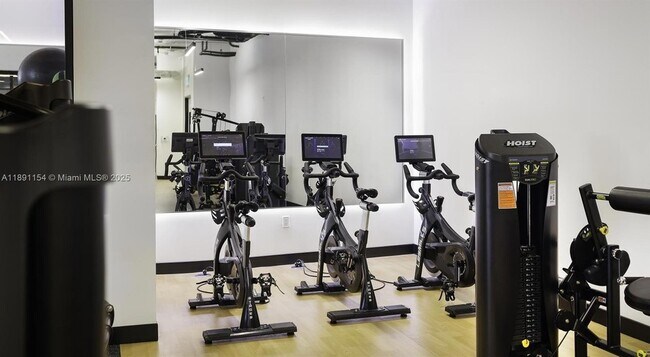 Building Photo - 11200 Biscayne Blvd