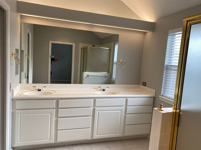 Building Photo - 13515 Demeter