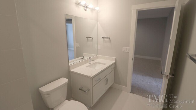 Building Photo - Beautiful 3BD Home in Orchards with Modern, Thoughtful Finishes & a Fenced Yard!