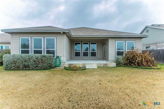 Building Photo - 1603 Neuberry Cliffe