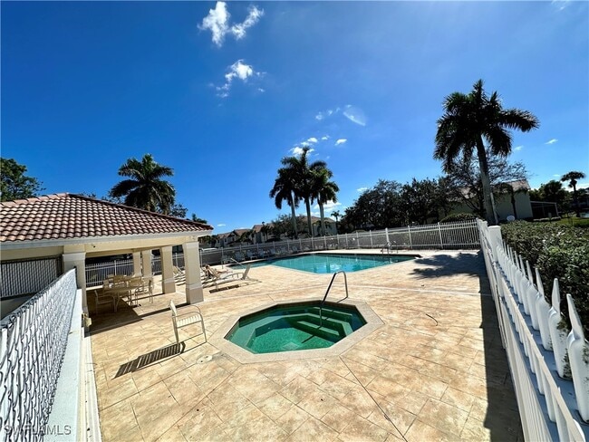 Building Photo - 912 Hampton Cir