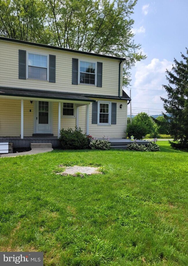 Building Photo - 994 Gravel Pike