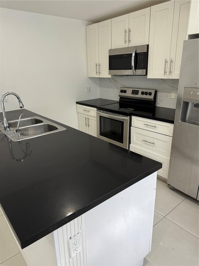 Building Photo - 13984 SW 259th Way