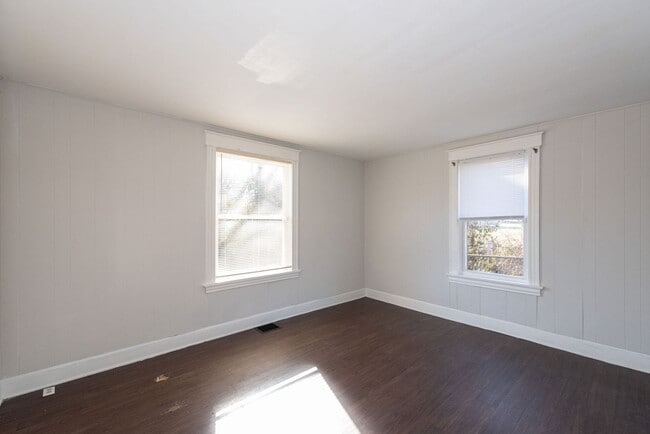 Building Photo - Cute 3Bed 1 Bath on Cul De Sac in College ...
