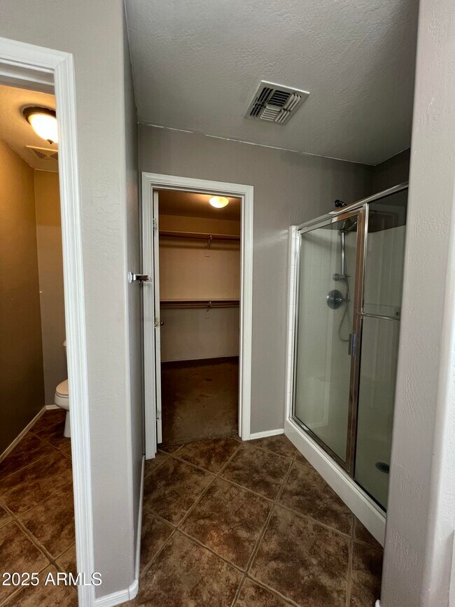 Building Photo - 14711 W Riviera Dr