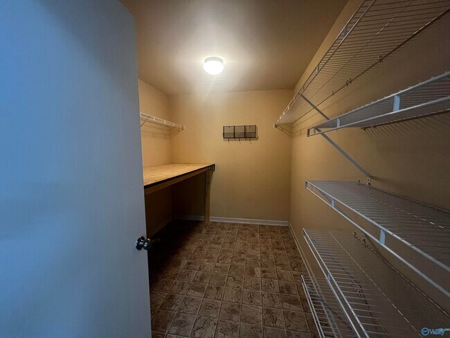 Building Photo - 163 Sagebrook Dr