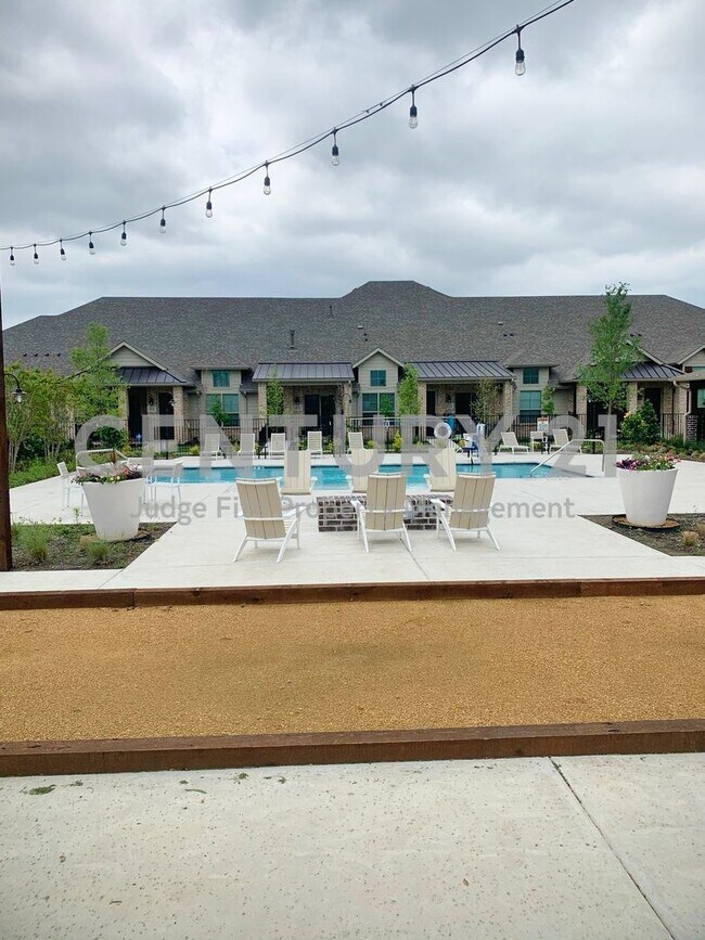 Contemporary 2Story 3/2.5/2 Townhome in M... 2745 Garden Gate Ln