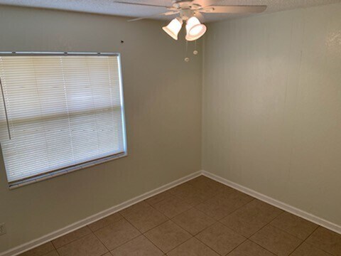 Building Photo - 3 Bed/2 Bath Home in Corrine Terrace - Great Location, Walk to Baldwin Park!