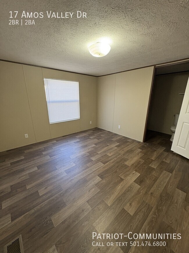 Building Photo - 17 Amos Valley Dr