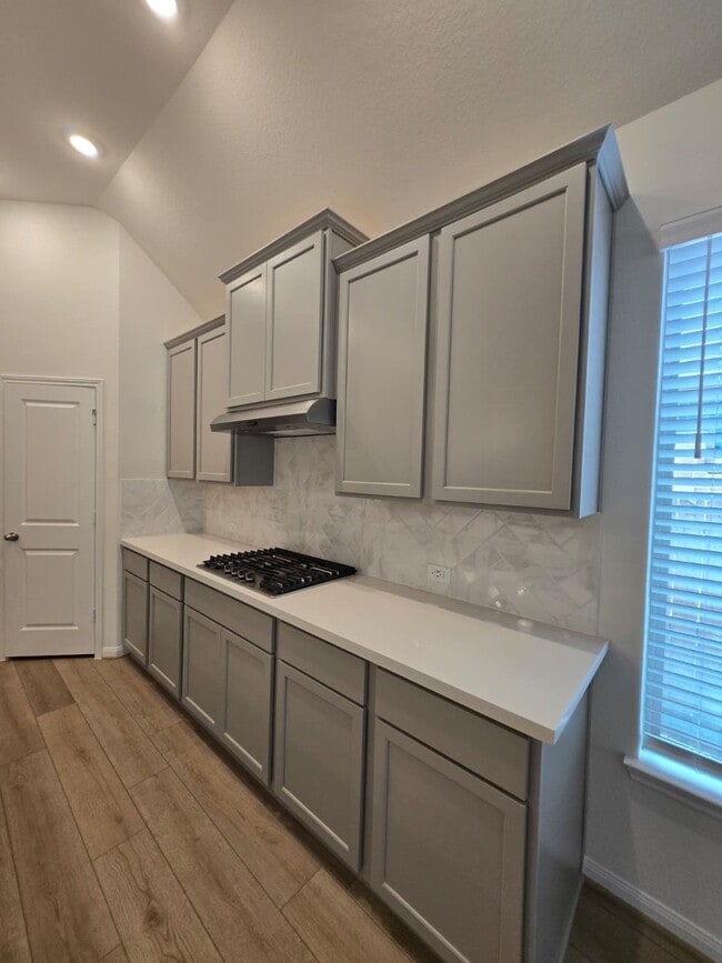 Building Photo - 1420 Florecer Ln