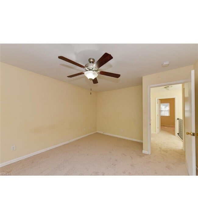 Building Photo - 5378 Palmyra Ct