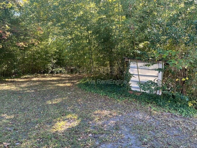 Building Photo - 333 Carolina Ave