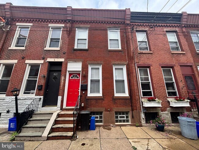 Primary Photo - 845 Mercer St