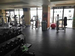 Building Photo - 888 Douglas Rd