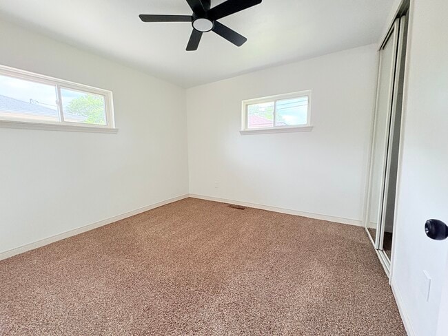 Building Photo - 14024 Irene St