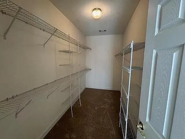 Building Photo - 814 Brighton Ct
