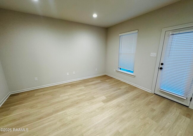 Building Photo - 101 Foster Grove Drive