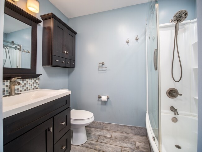 Building Photo - 495 Hoala Dr