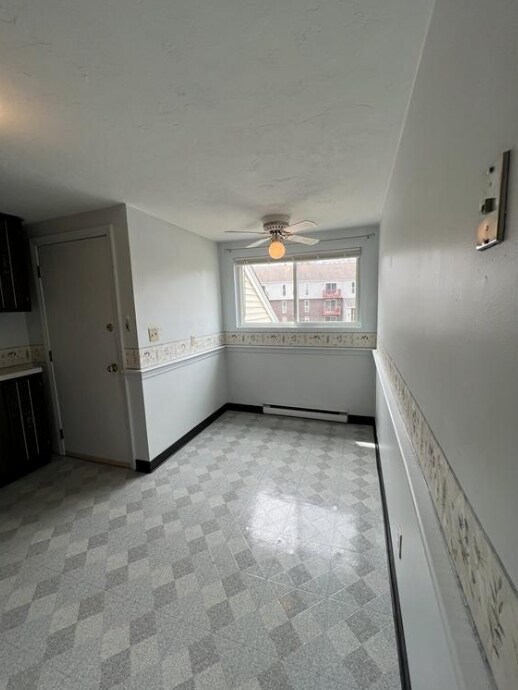 Building Photo - 1 Tideview Path