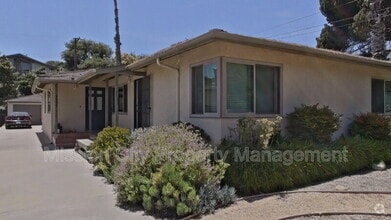 Building Photo - 2131 Gillespie St