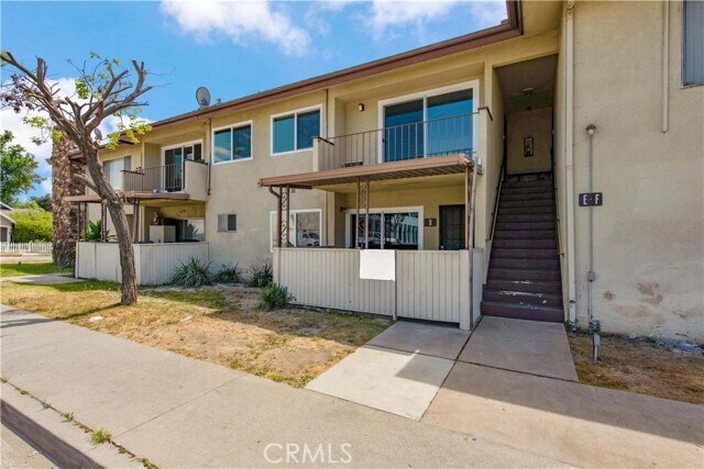 Building Photo - 515 N 1st St