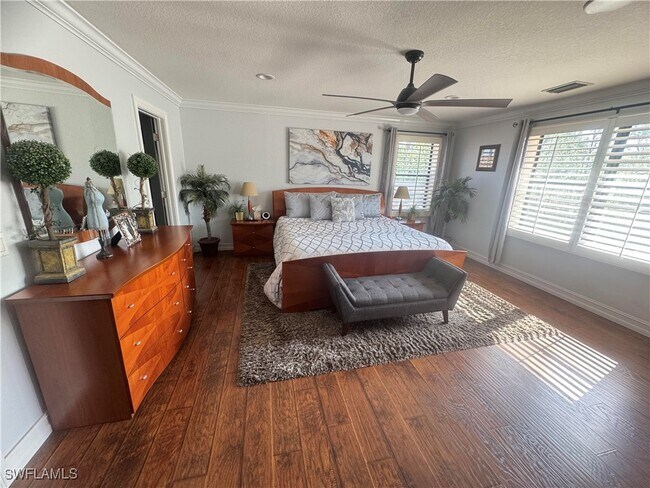 Building Photo - 9312 River Otter Dr