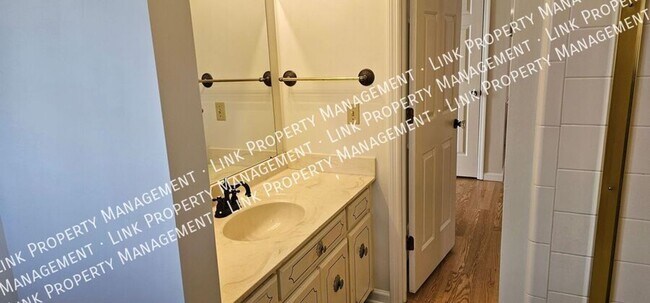 Building Photo - 9328 Berkshire Cir
