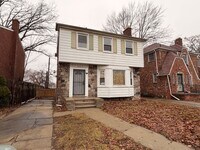 Building Photo - Updated Detroit home now available!