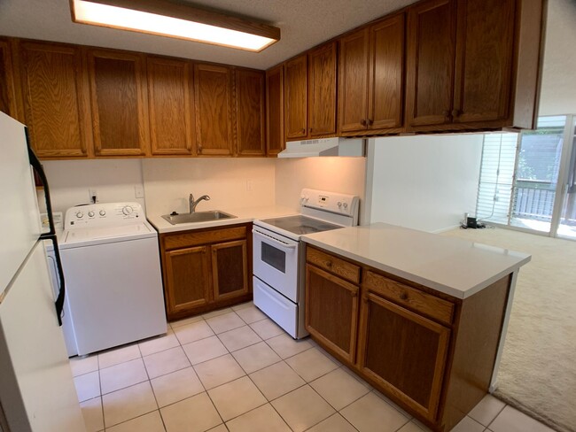 Building Photo - $2100/mo 2BR/1BA/2PKG, Mililani (Waikalani...