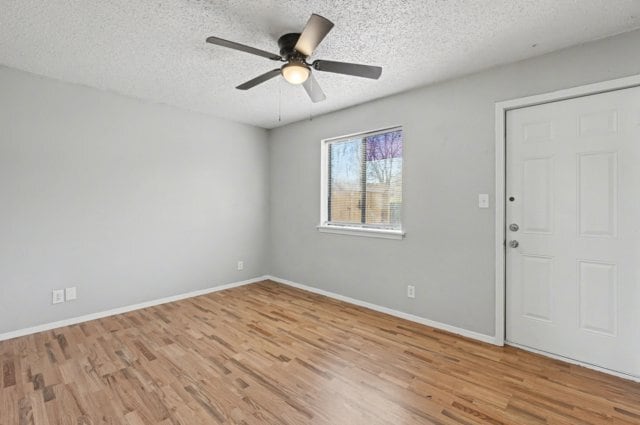 Building Photo - 1037 S Happy Hollow Rd