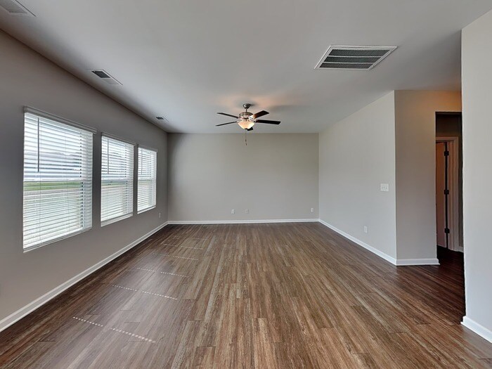 Building Photo - 712 Pointe Andrews Drive