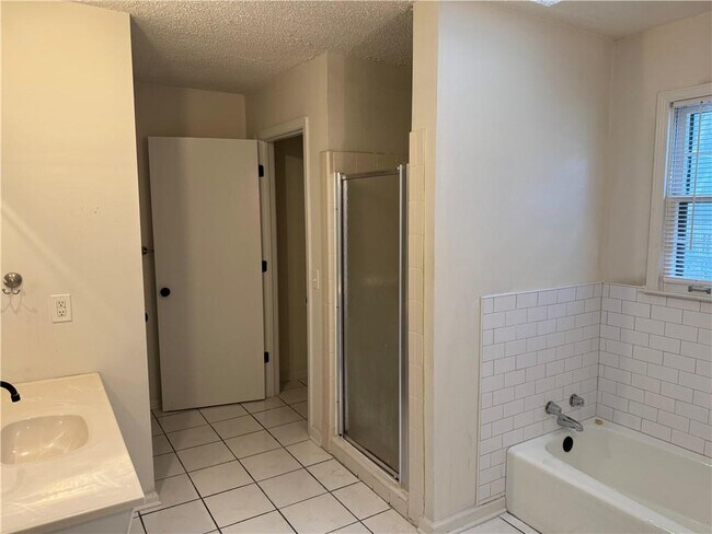 Building Photo - 1253 Tinderbox Ln