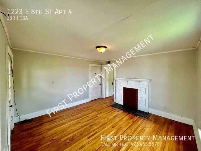 Building Photo - 1223 E 8th St